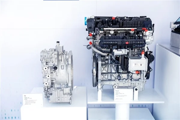 華為自研P1電機(jī)實(shí)物首次曝光: 發(fā)電功率密度高于行業(yè)10% 150km/h高速巡航不虧電 華為自研P1電機(jī)實(shí)物首次曝光: 發(fā)電功率密度高于行業(yè)10% 150km/h高速巡航不虧電